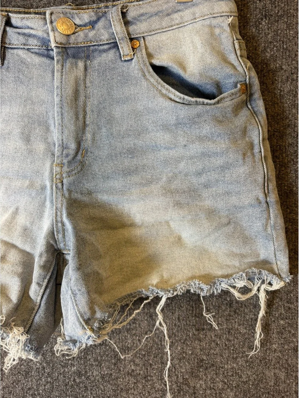 Madden Girl High Rise Cutoff Denim Shorts Light Wash Frayed Hem Size 7